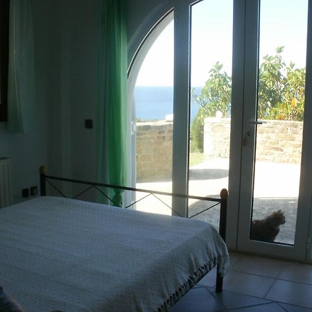Charly Point Villa 迈索尼 外观 照片