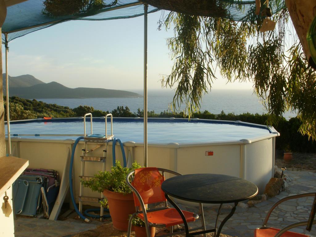 Charly Point Villa 迈索尼 外观 照片