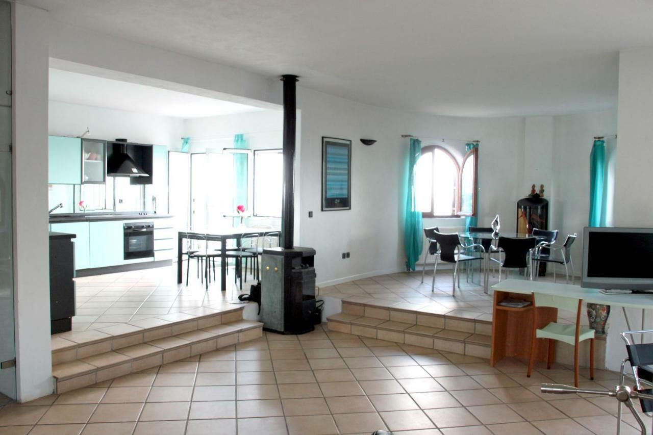 Charly Point Villa 迈索尼 外观 照片